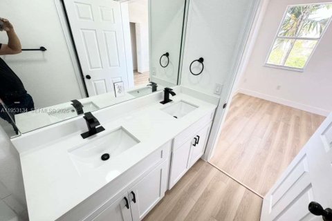 Adosado en venta en Homestead, Florida, 4 dormitorios, 154.31 m2 № 2009060 - foto 19