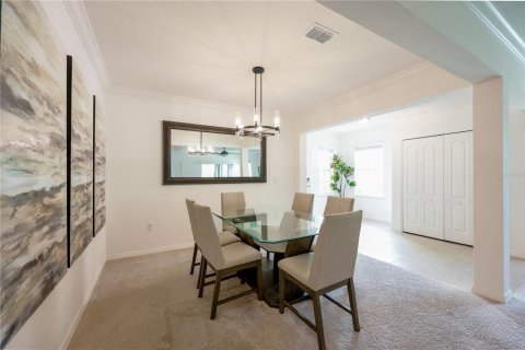 House in Leesburg, Florida 3 bedrooms, 159.14 sq.m. № 2200207 - photo 6