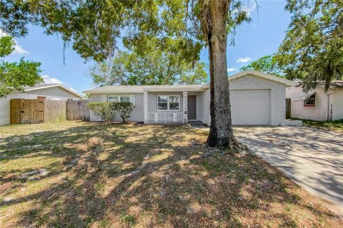 Casa en alquiler en Holiday, Florida, 3 dormitorios, 106.28 m2 № 1905083 - foto 1