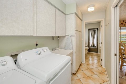 Купить виллу или дом в Пунта-Горда, Флорида 7 комнат, 205.22м2, № 1771393 - фото 22