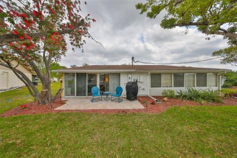 Condominio en venta en Sun City Center, Florida, 1 dormitorio, 76.18 m2 № 1573852 - foto 3