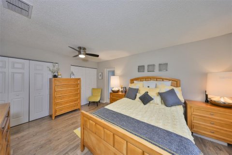 Condominio en venta en Sun City Center, Florida, 1 dormitorio, 76.18 m2 № 1573852 - foto 14