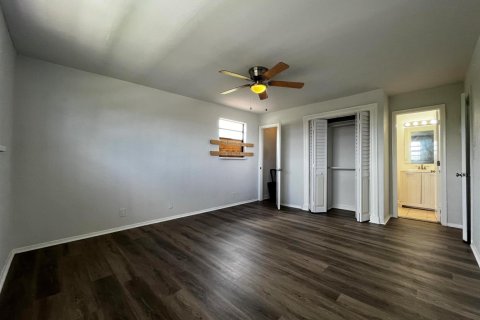 House in West Palm Beach, Florida 4 rooms, 165.18 sq.m. № 2387250 - photo 27