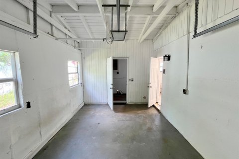 House in West Palm Beach, Florida 4 rooms, 165.18 sq.m. № 2387250 - photo 20