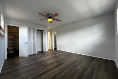 House in West Palm Beach, Florida 4 rooms, 165.18 sq.m. № 2387250 - photo 29
