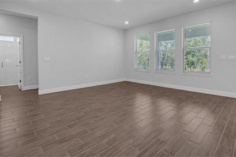 Casa en venta en Winter Garden, Florida, 5 dormitorios, 299.61 m2 № 2385631 - foto 9