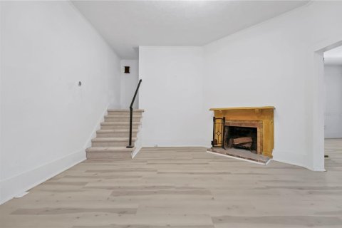 House in Orlando, Florida 6 bedrooms, 423.08 sq.m. № 1881071 - photo 28