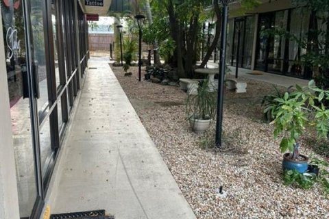 Immobilier commercial à louer à Port Charlotte, Floride: 604.98 m2 № 2109185 - photo 7