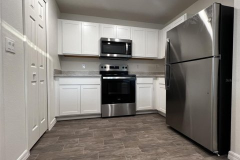 House in Palm Coast, Florida 3 bedrooms, 119.47 sq.m. № 1901533 - photo 8