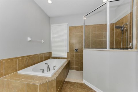 House in Trinity, Florida 5 bedrooms, 300.26 sq.m. № 1771199 - photo 11