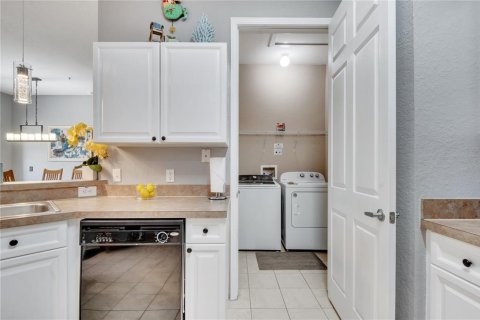 Copropriété à vendre à Davenport, Floride: 4 chambres, 156.82 m2 № 2224998 - photo 11