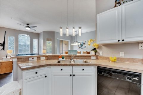 Copropriété à vendre à Davenport, Floride: 4 chambres, 156.82 m2 № 2224998 - photo 10