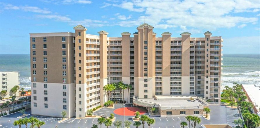 Condo in Daytona Beach Shores, Florida, 3 bedrooms № 1723819