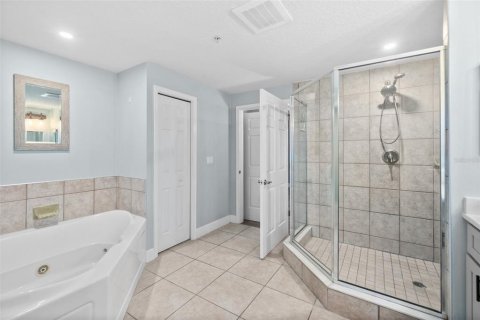 Condo in Daytona Beach Shores, Florida, 3 bedrooms  № 1723819 - photo 8