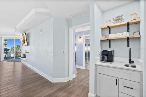 Condo in Daytona Beach Shores, Florida, 3 bedrooms  № 1723819 - photo 23