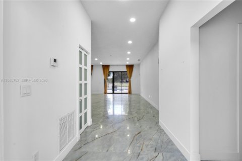 Villa ou maison à louer à Wellington, Floride: 3 chambres, 179.21 m2 № 2270261 - photo 7