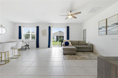 Villa ou maison à louer à Haines City, Floride: 3 chambres, 142.23 m2 № 2416258 - photo 5