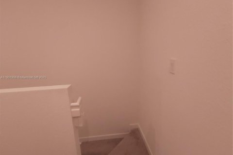 Adosado en venta en Homestead, Florida, 3 dormitorios № 1953026 - foto 11