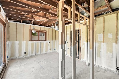 Villa ou maison à vendre à Tampa, Floride: 3 chambres, 210.05 m2 № 2360677 - photo 15