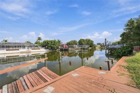 Villa ou maison à vendre à Tampa, Floride: 3 chambres, 210.05 m2 № 2360677 - photo 18