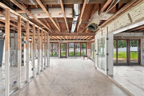 Villa ou maison à vendre à Tampa, Floride: 3 chambres, 210.05 m2 № 2360677 - photo 5