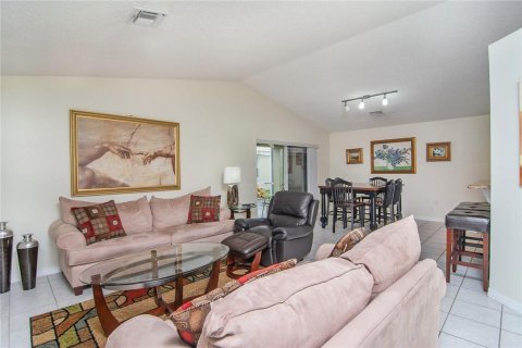 Apartment in Weston, Florida 2 bedrooms, 112.23 sq.m. № 2254438 - photo 5