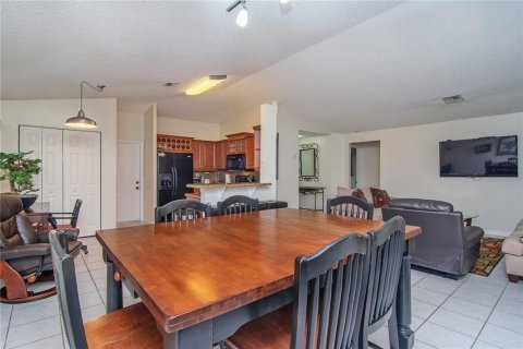 Apartment in Weston, Florida 2 bedrooms, 112.23 sq.m. № 2254438 - photo 12