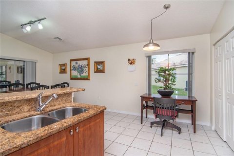 Apartment in Weston, Florida 2 bedrooms, 112.23 sq.m. № 2254438 - photo 13