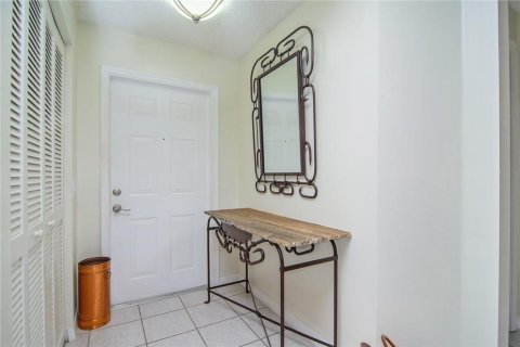 Apartment in Weston, Florida 2 bedrooms, 112.23 sq.m. № 2254438 - photo 3