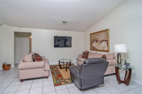 Apartment in Weston, Florida 2 bedrooms, 112.23 sq.m. № 2254438 - photo 8
