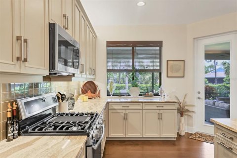 Casa en venta en Sarasota, Florida, 2 dormitorios, 174.28 m2 № 1831891 - foto 11