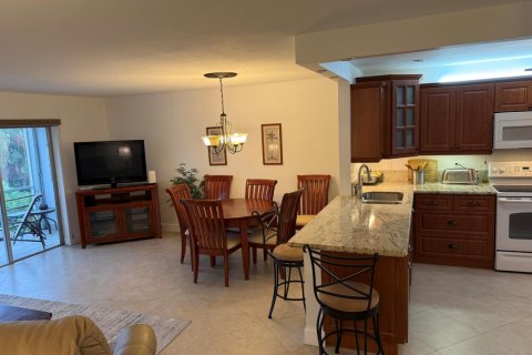 Copropriété à vendre à Hallandale Beach, Floride: 2 chambres, 102.19 m2 № 2146037 - photo 2