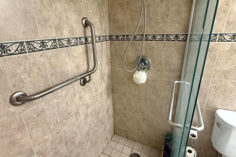 Copropriété à vendre à Hallandale Beach, Floride: 2 chambres, 102.19 m2 № 2146037 - photo 26