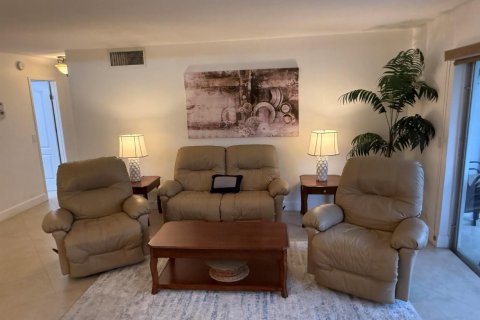 Copropriété à vendre à Hallandale Beach, Floride: 2 chambres, 102.19 m2 № 2146037 - photo 10