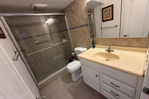 Copropriété à vendre à Hallandale Beach, Floride: 2 chambres, 102.19 m2 № 2146037 - photo 24