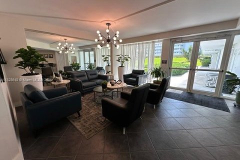 Copropriété à vendre à Fort Lauderdale, Floride: 1 chambre, 69.68 m2 № 1920996 - photo 28