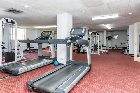 Condominio en alquiler en Sunny Isles Beach, Florida, 2 dormitorios, 119.47 m2 № 1819857 - foto 30