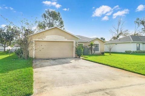 Casa en venta en Palm Coast, Florida, 4 dormitorios, 153.29 m2 № 1918885 - foto 3