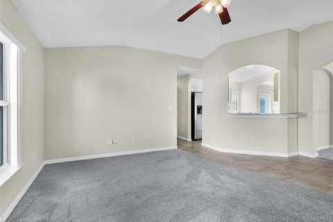 Casa en venta en Palm Coast, Florida, 4 dormitorios, 153.29 m2 № 1918885 - foto 17