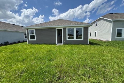 House in Kissimmee, Florida 3 bedrooms, 132.29 sq.m. № 2150558 - photo 2