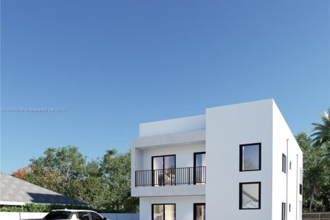Commercial property in Florida City, Florida № 1881490 - photo 1