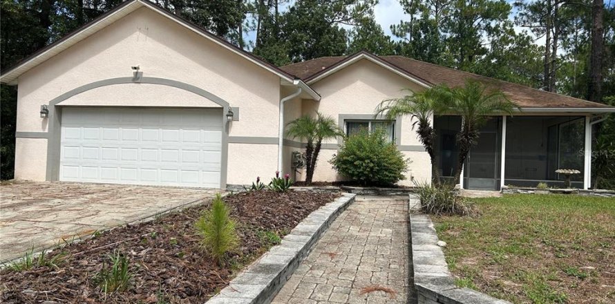 Villa ou maison à DeLand, Floride 3 chambres, 191.47 m2 № 1885255