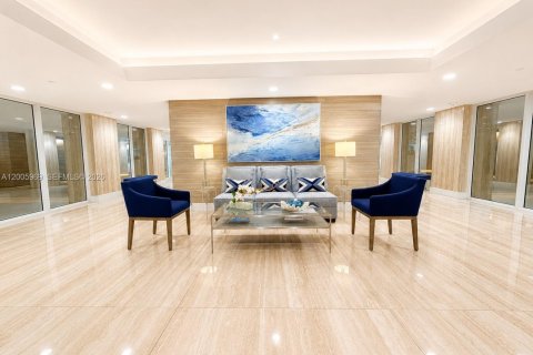 Condo in Palm Beach, Florida, 2 bedrooms № 2153962 - photo 24