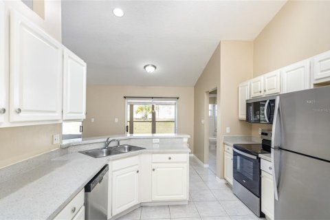Casa en venta en Clermont, Florida, 4 dormitorios, 180.6 m2 № 1905025 - foto 5
