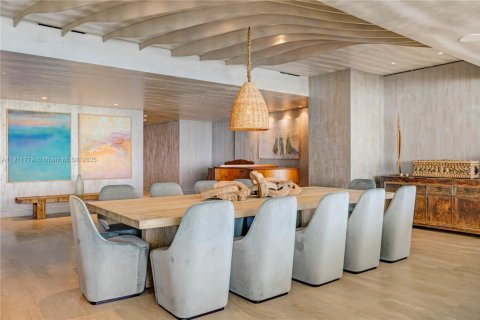 Copropriété à vendre à Surfside, Floride: 4 chambres, 494.33 m2 № 1967603 - photo 10