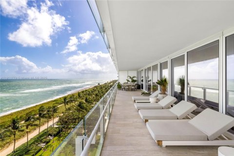 Copropriété à vendre à Surfside, Floride: 4 chambres, 494.33 m2 № 1967603 - photo 19