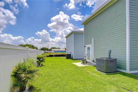 House in Bradenton, Florida 3 bedrooms, 142.7 sq.m. № 2236600 - photo 21