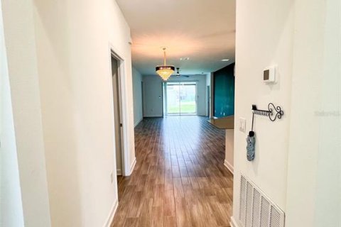 Casa en alquiler en Kissimmee, Florida, 4 dormitorios, 196.3 m2 № 1804820 - foto 5