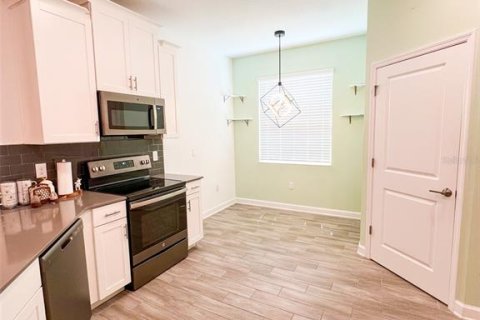 Casa en alquiler en Kissimmee, Florida, 4 dormitorios, 196.3 m2 № 1804820 - foto 9