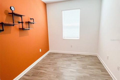 Casa en alquiler en Kissimmee, Florida, 4 dormitorios, 196.3 m2 № 1804820 - foto 12